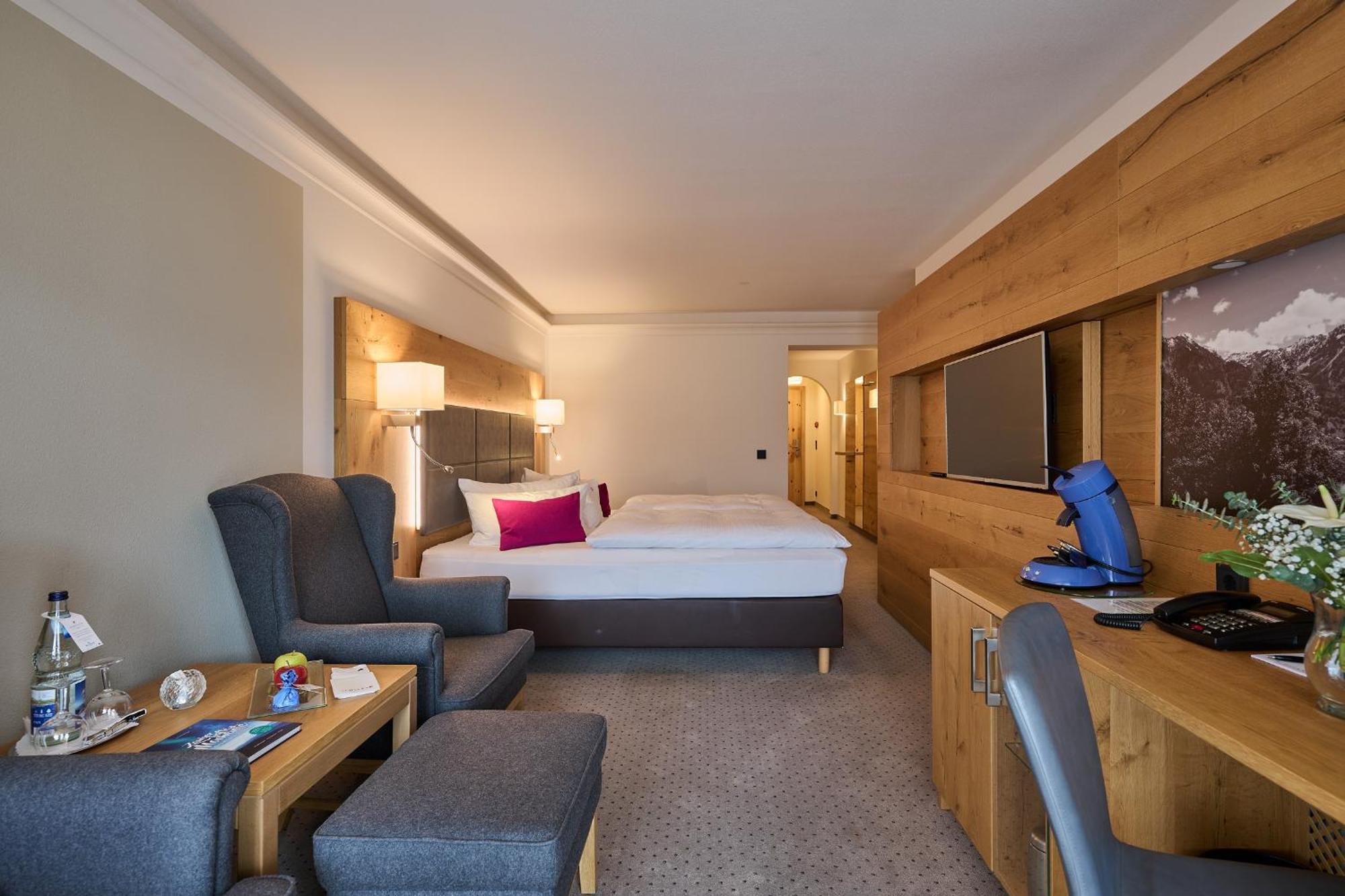 Schuele'S Wellnessresort & Spa Adults Only โอเบอร์สทดอร์ฟ ภายนอก รูปภาพ