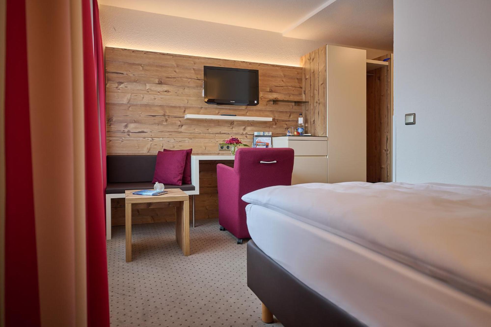 Schuele'S Wellnessresort & Spa Adults Only โอเบอร์สทดอร์ฟ ภายนอก รูปภาพ